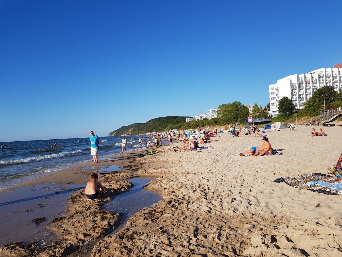 Osrodek Wczasowy Zloty Dab - Domki Hotel Miedzyzdroje Exterior foto